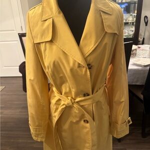 Elegant Yellow Trench Coat for Women